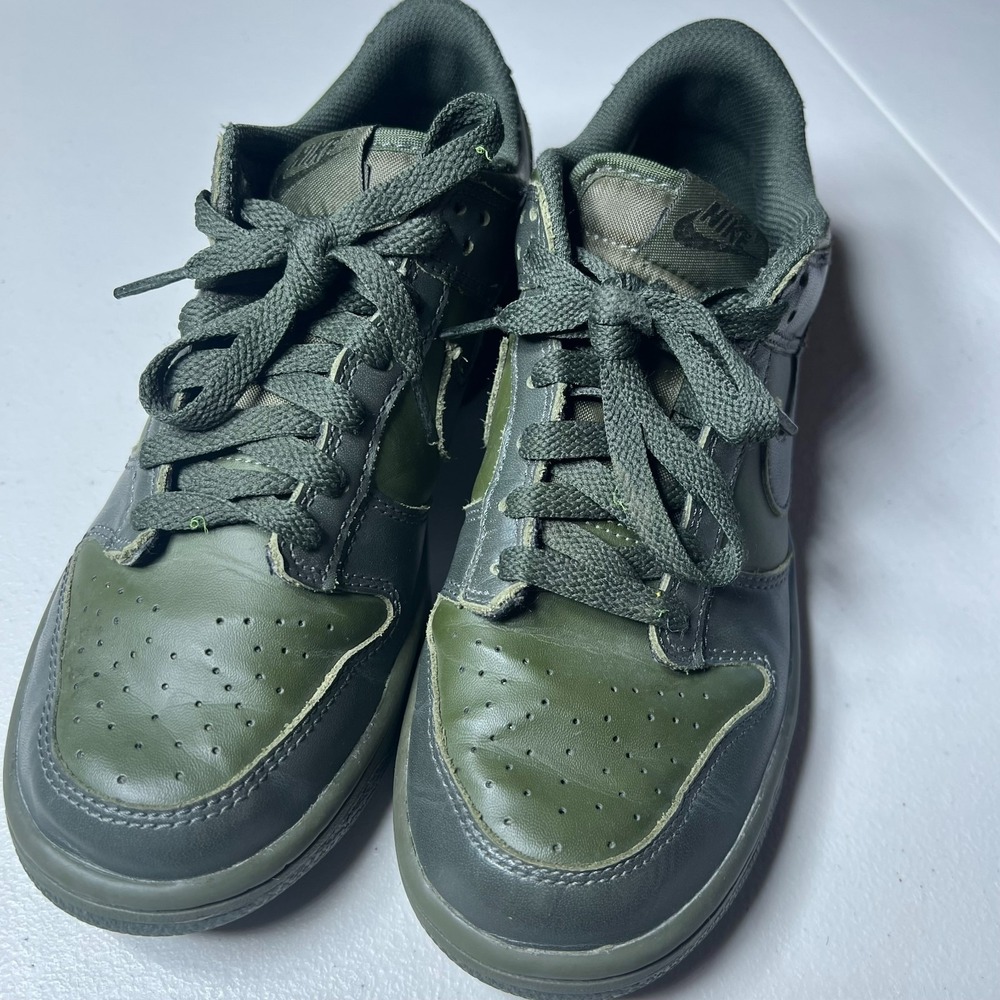 Nike Dunk Low GS Size 6.5Y Womens 8 Medium Olive Green Shoes Sneakers FB9109-302